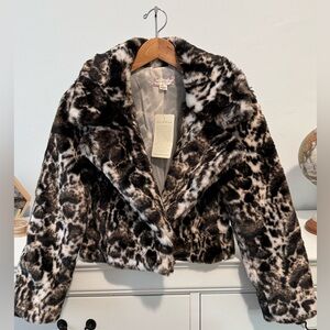 NWT Band of the Free Ivory & Black Faux Fur Jacket Sz Small